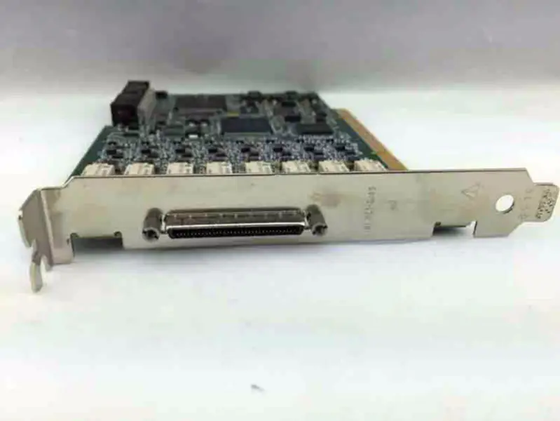 NI PCI-6143 778913-01 DAQカード、8チャンネル16ビット同時サンプリング