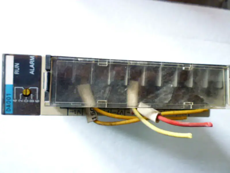 オムロン PLC C200H-DA001