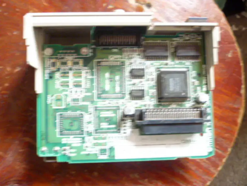オムロン PLC C200HW-COM01