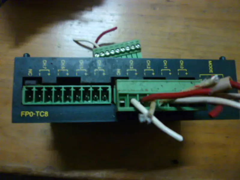 パナソニック PLC FP0-TC8
