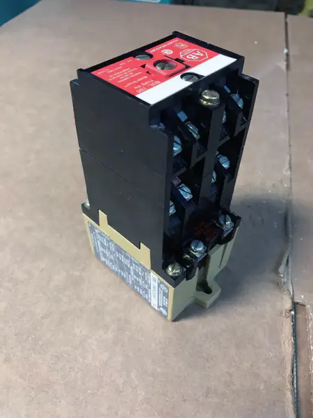 アレン・ブラドリー 700PK600A1