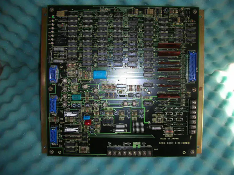 A20B-0010-0100 PCBボードF9