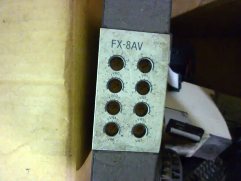 三菱 PLC FX-8AV