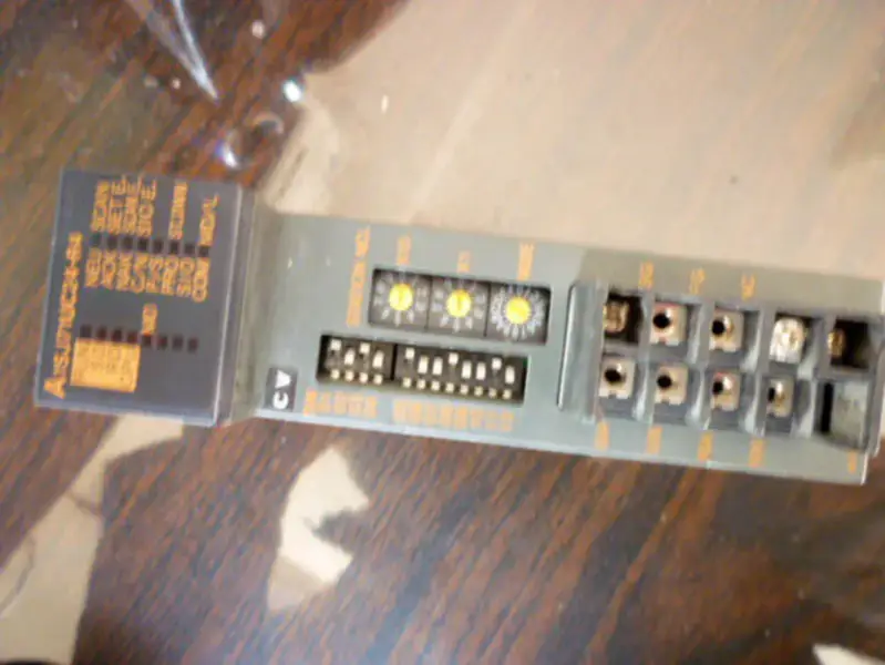 三菱 PLC A1SJ71UC24-R4