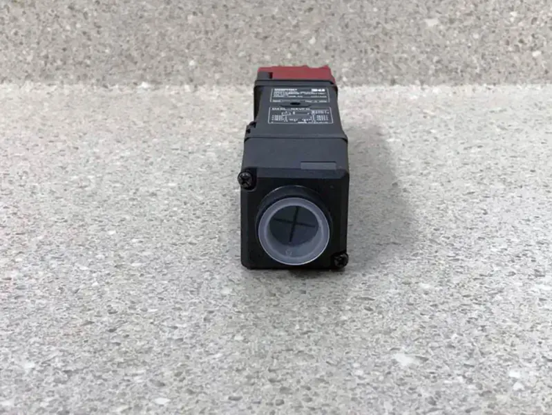 オムロン D4SL-N4VFG