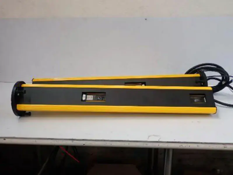 シック M40S-025000AR0