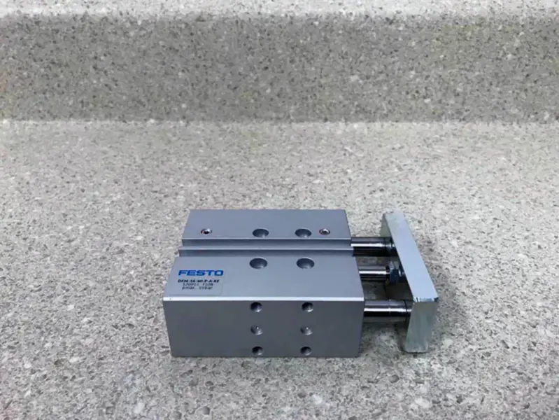 フェストDFM-16-40-P-A-KF