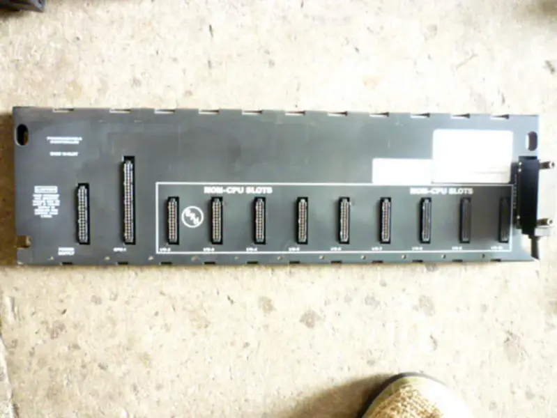 GEファナックPLC 90-30シリーズ IC693CHS391K