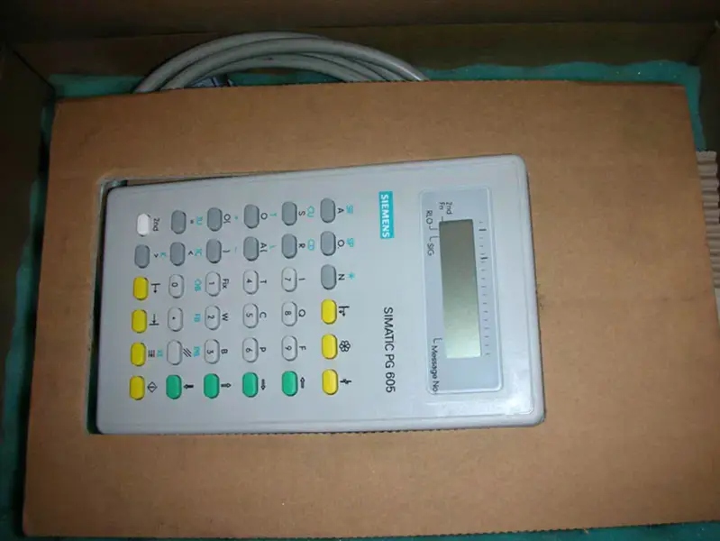 シーメンス 6ES5605-0UB12