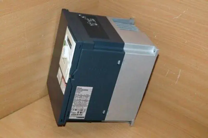 シュナイダーエレクトリック ATV312HU40N4