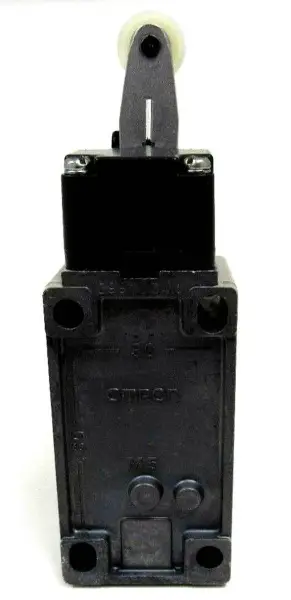 オムロン D4B-3111N