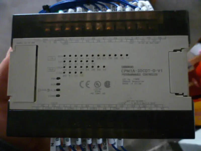 オムロン CPM1A-30CDT-D-V1