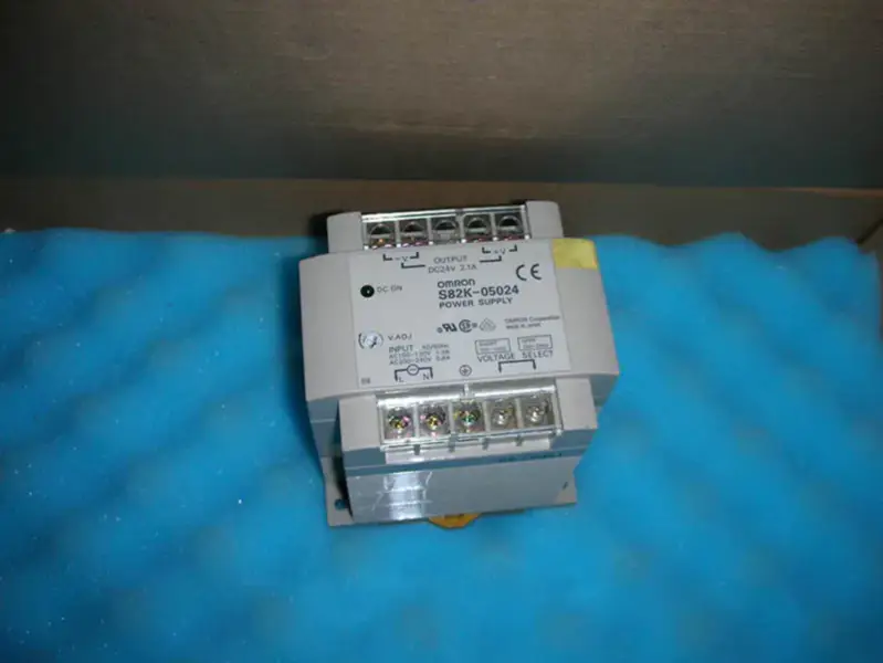 オムロン S82K-05024 50W