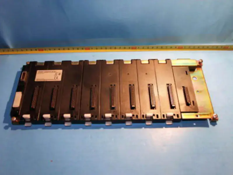 オムロン C200HW-BI081