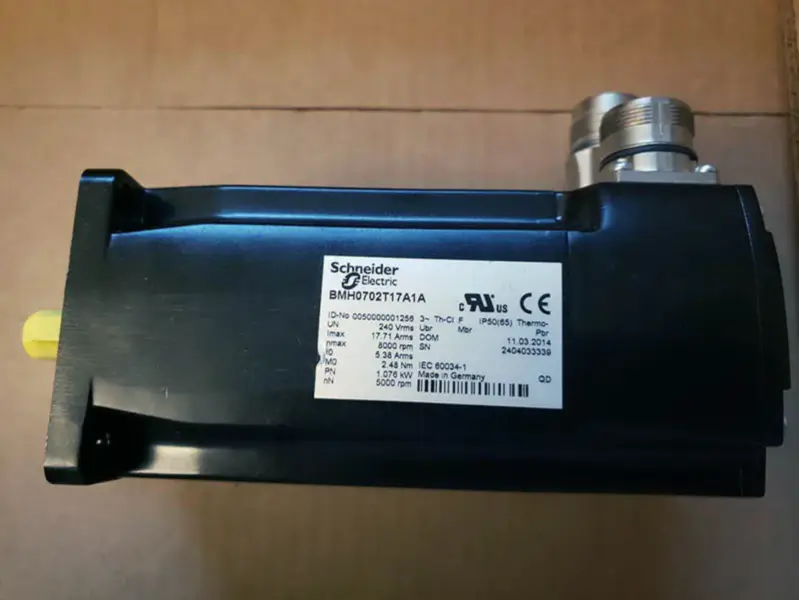 シュナイダーエレクトリック BMH0702T17A1A
