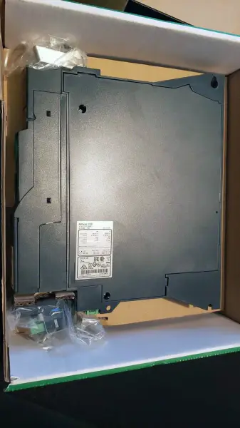 シュナイダーエレクトリック ATV320U07N4B
