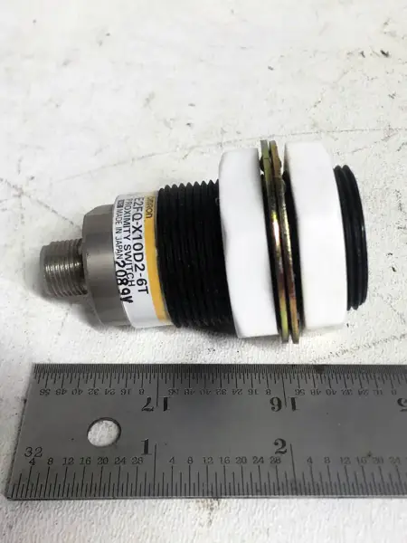 オムロン e2fq-x10d2-6t
