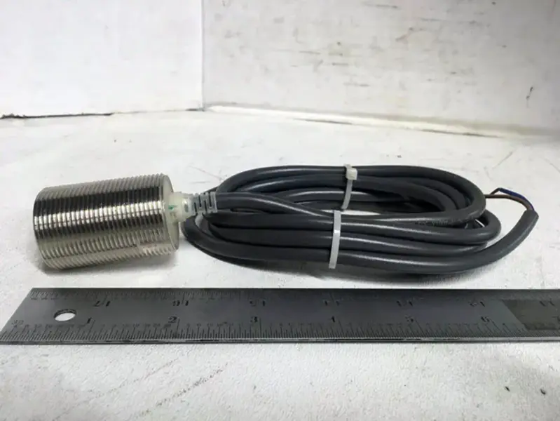 オムロン e2e-x10d1-n