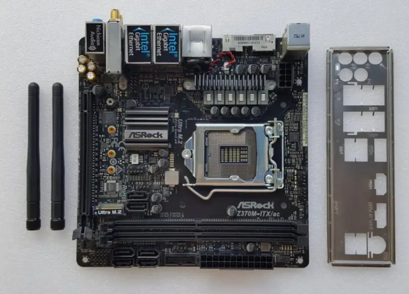 ASRock Z370M-ITX/ac マザーボード LGA1151 DDR4