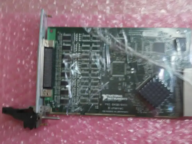 NI PXI-8430 高速通信用2/4/8/16 RS232シリアルカード