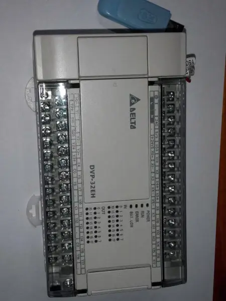 デルタDVP32EH00M2
