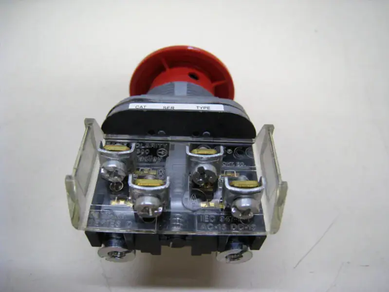 アレン・ブラドリー 800T-D6B