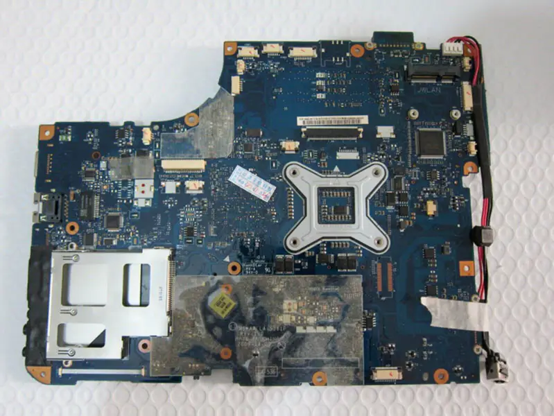 東芝K000093550マザーボード