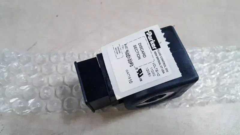 パーカー D100P3