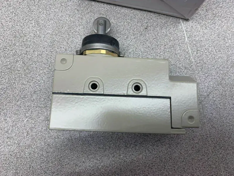 オムロン ZE-N22-2S