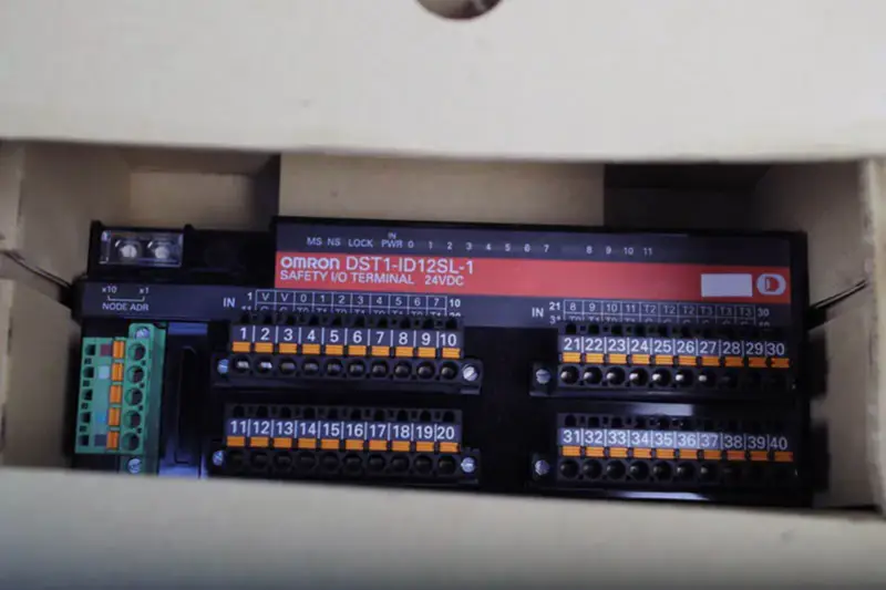 オムロン ID12SL