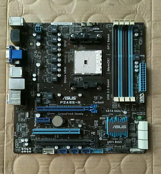 Asus F2A85-M マザーボード