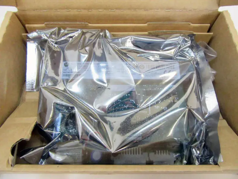 アレン・ブラドリー 1747-L551