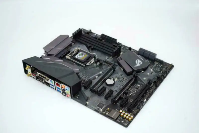Asus製STRIXZ270EGAMINGマザーボード