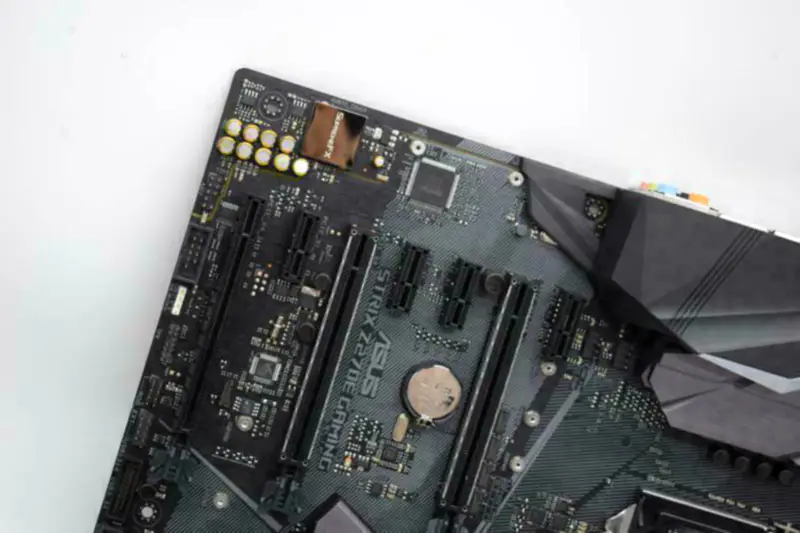 Asus製STRIXZ270EGAMINGマザーボード