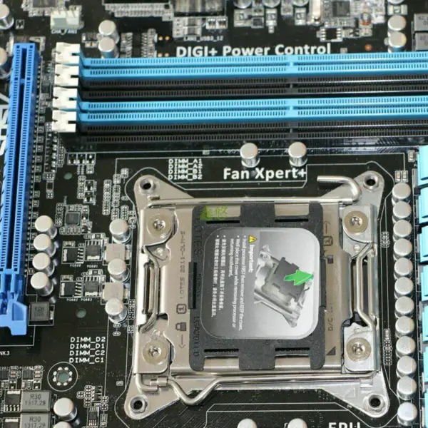 Asus P9X79LEマザーボード