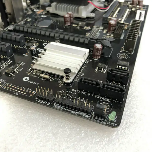 Asus VM40BM32ALDP-MB マザーボード