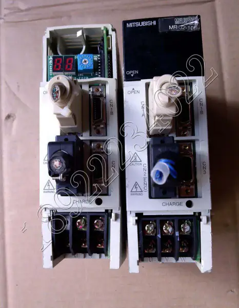 三菱ドライバー MR-J2S-10B 100W
