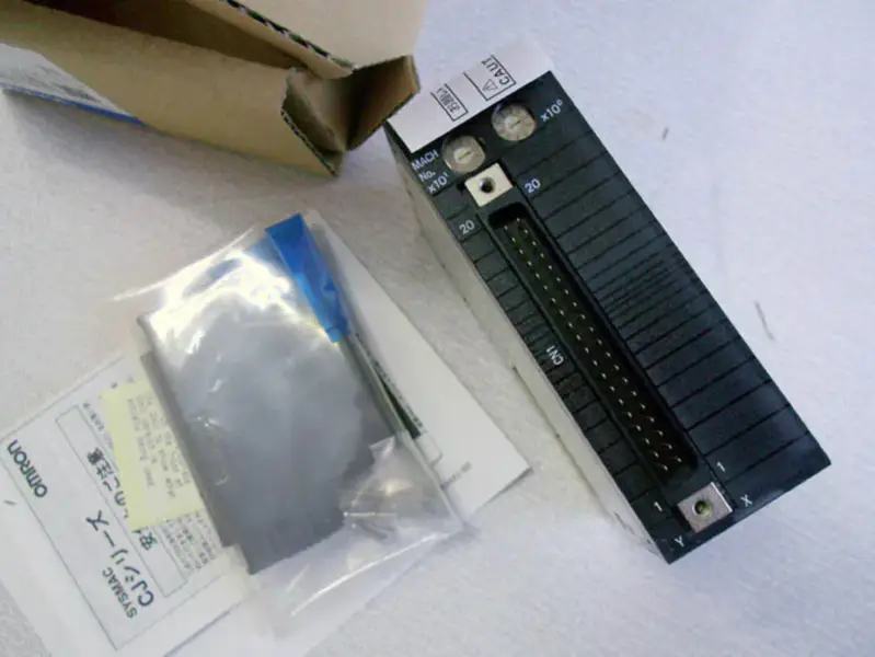 オムロン CJ1W-NC233