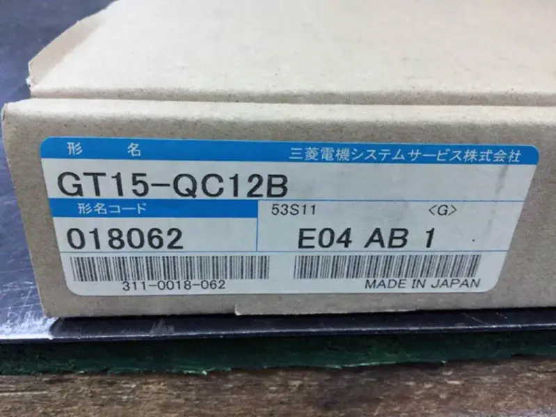 三菱 GT15-QC12B