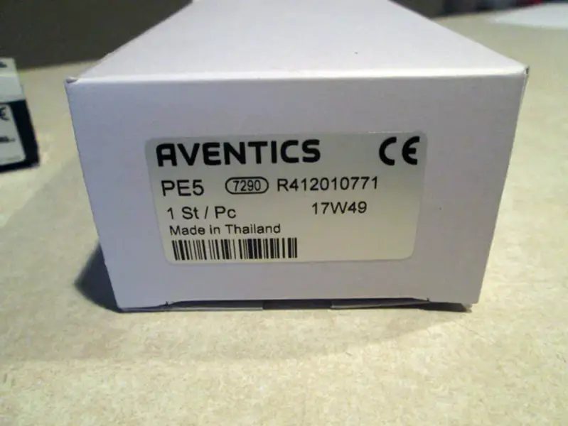 アベンチックス R412010771