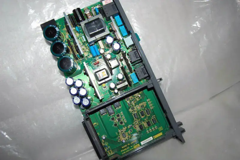 ファナック A16B-2203-0370