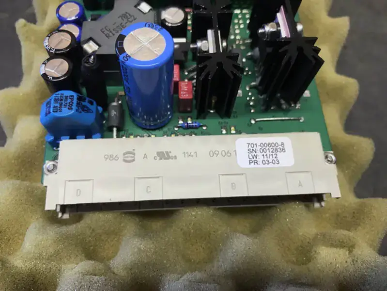 パーカー 701-00600-8