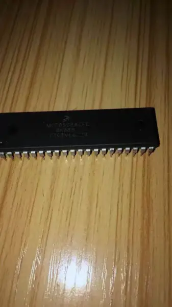 フリースケール MC705C8ACPE