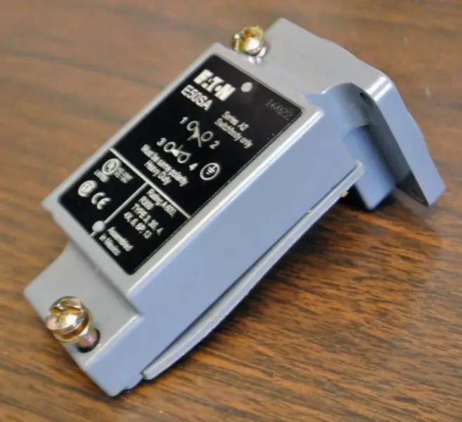 EATON E50SA PLCモジュール