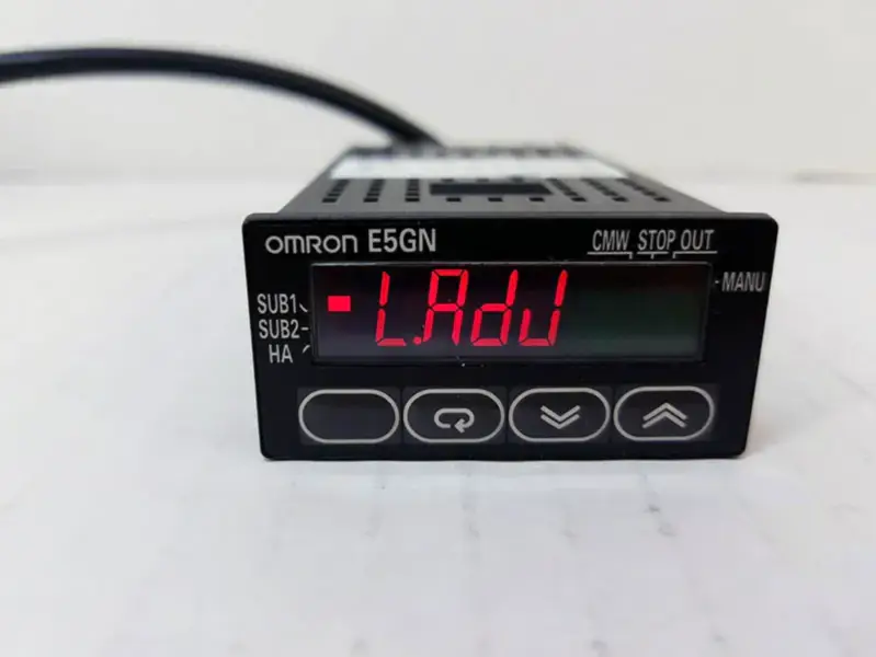 オムロン E5GN-Q1T