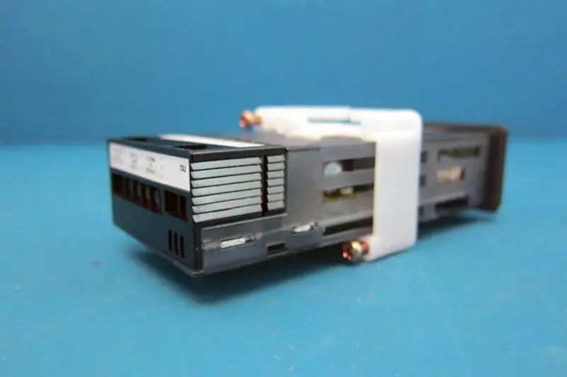 オムロン E5GN-Q1P