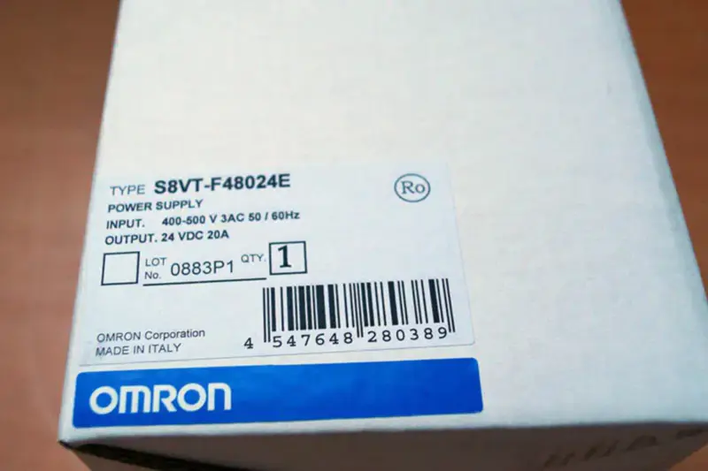 オムロン S8VT-F48024E