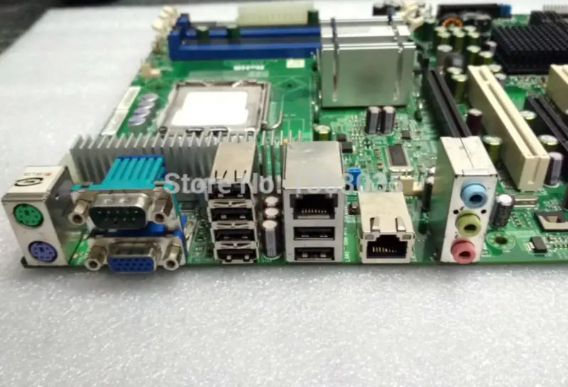 組み込み C2SBC-Q サーバー・ワークステーション・マザーボード LGA 775 5*PCI