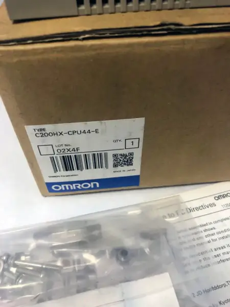 オムロン C200HX-CPU44-E