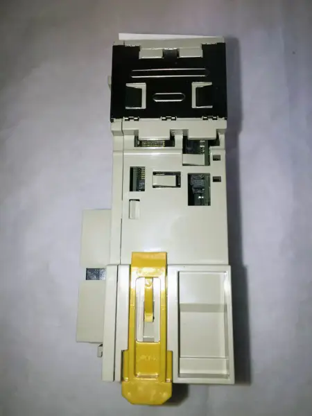 オムロン CJ1W-NC271